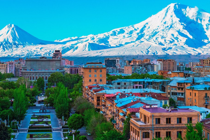 نمایی از شهر ایروان