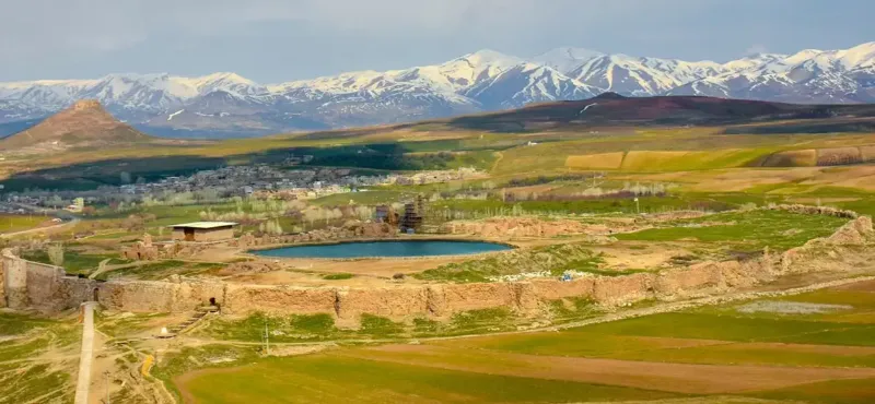جاهای دیدنی ایران تخت سلیمان آذربایجان غربی