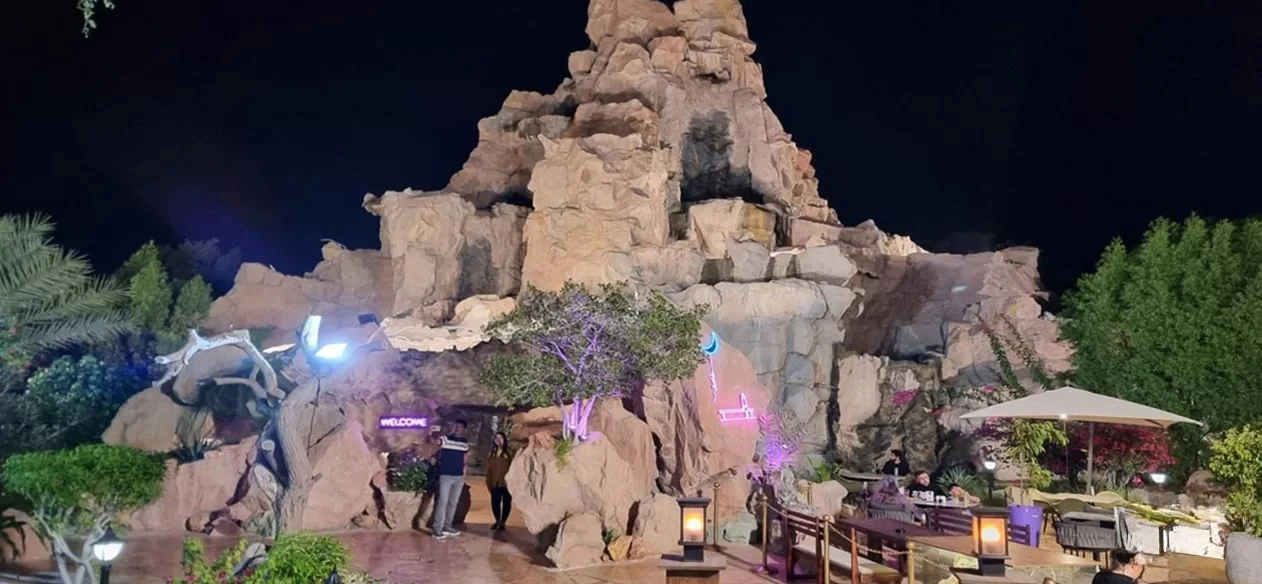 رستوران کوه نور کیش