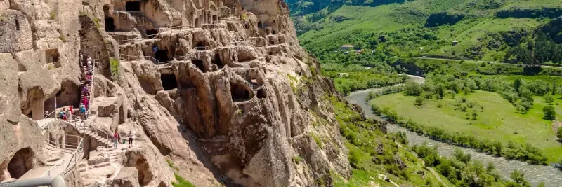 شهرهای توریستی گرجستان واردزیا