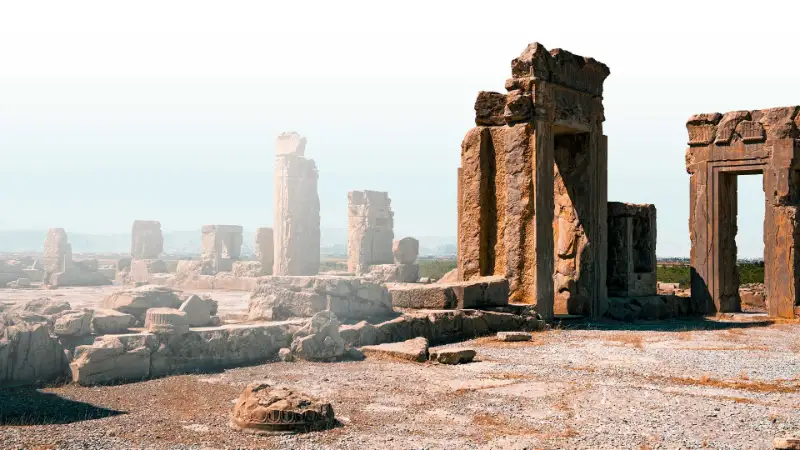 تخت جمشید یا پرسپولیس