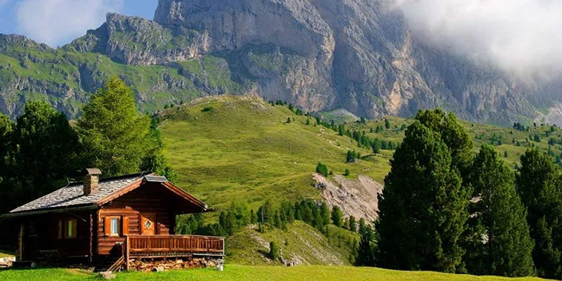 مازندران با چشمههای آب گرم معدنی