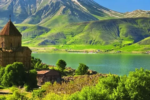 تور وان از تبریز