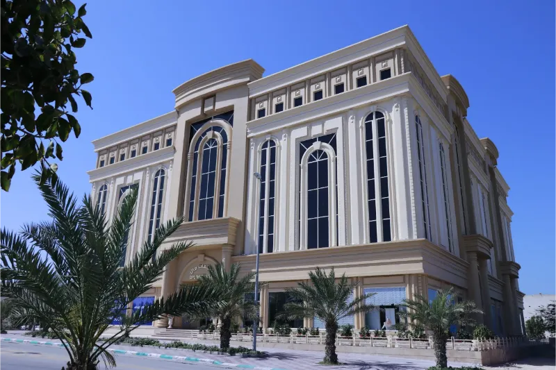 دیپلمات مال کیش