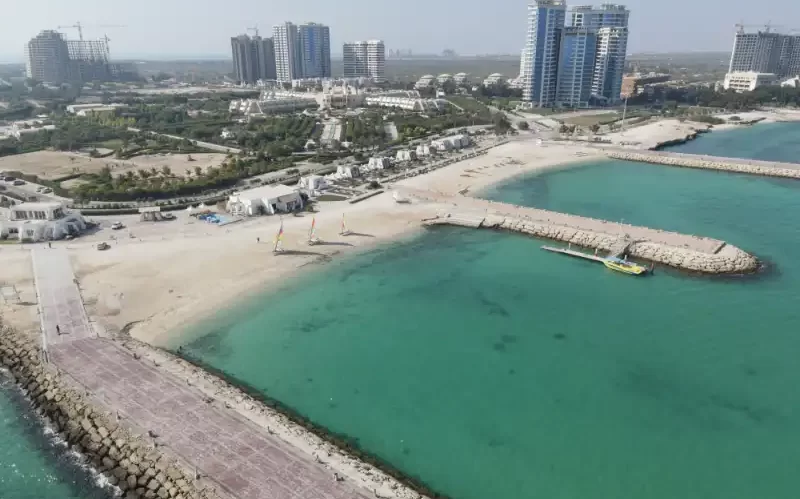 دوچرخه سواری در ساحل مارینا