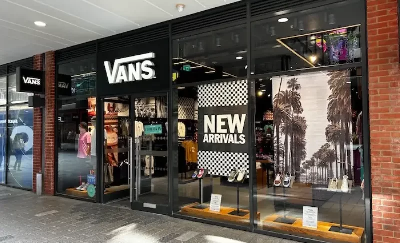 مرکز خرید اوت لت وان