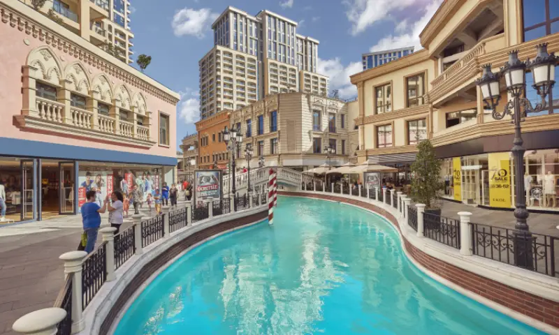 مرکز خرید ونیزیا