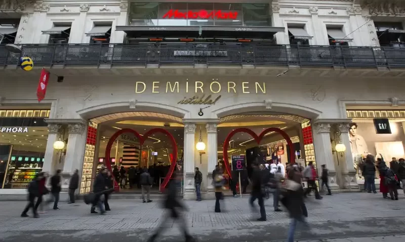 مرکز خرید دمیرورن استقلال