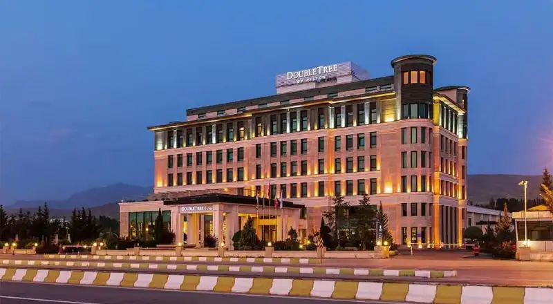 هتل دابل تری بای هیلتون وان