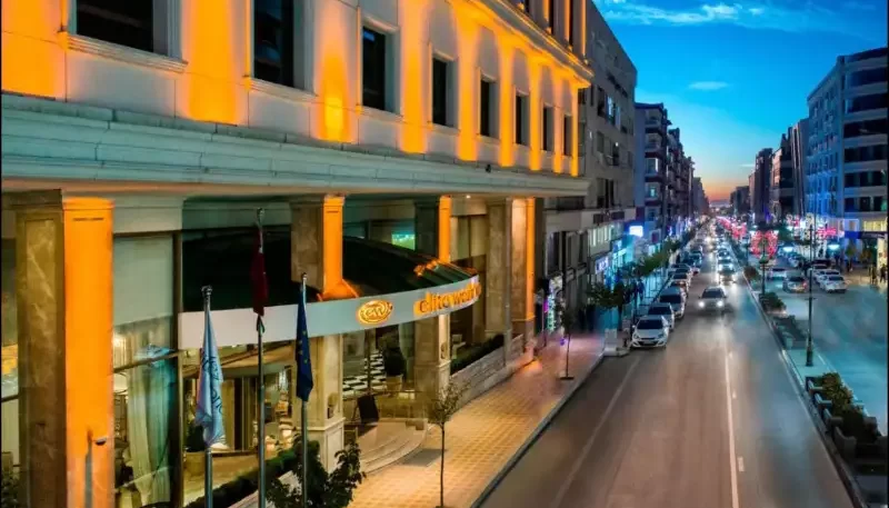 هتل الیت ورلد وان