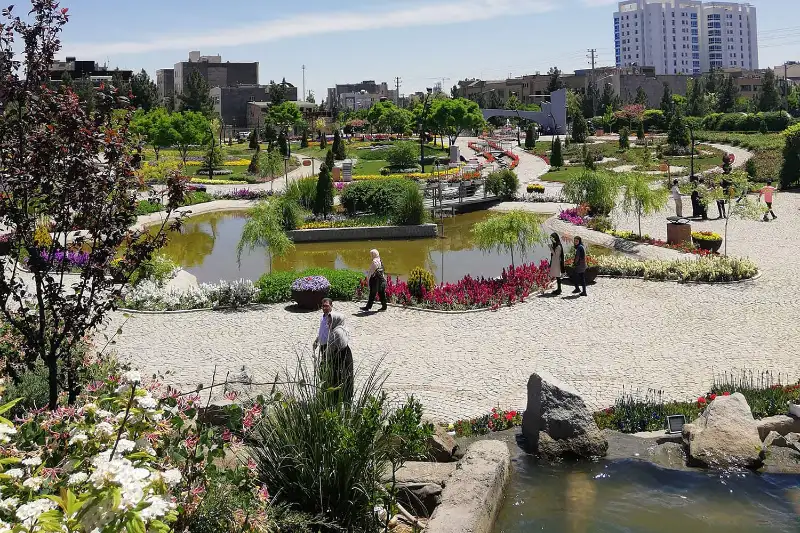 باغ گلهای مشهد