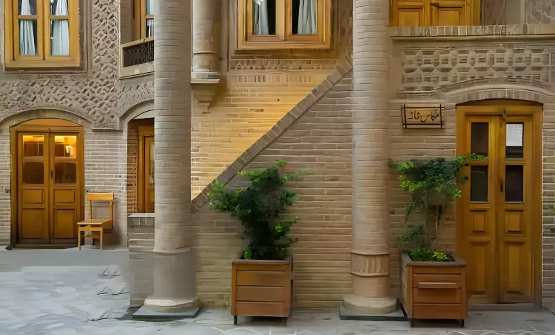 عکاس‌خانه سنتی خانه داروغه مشهد