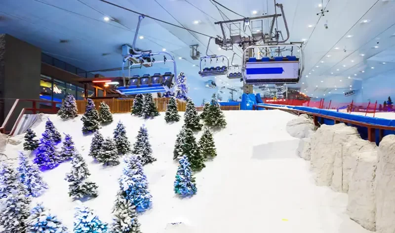 پارک برفی پنگوئن در گرمای کیش