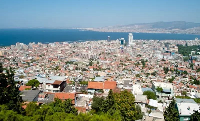 آب و هوای ازمیر برای سفر