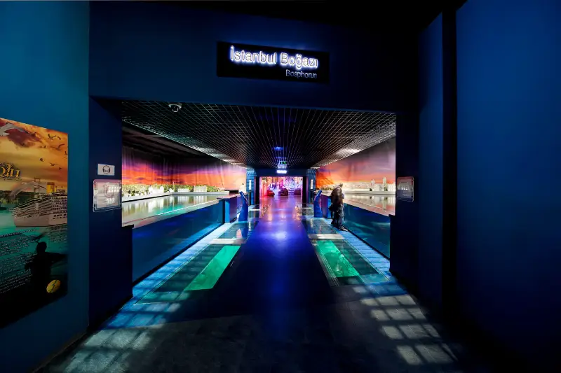 تنگه بسفر در آکواریوم استانبول