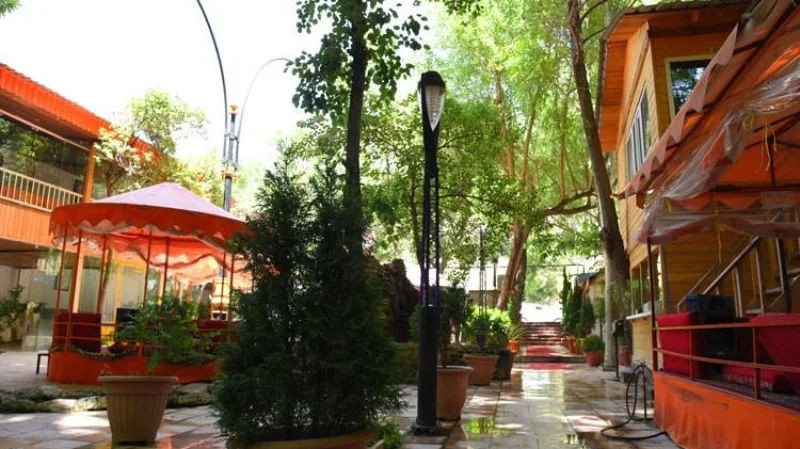 رستوران گنجعلی خان طرقبه مشهد