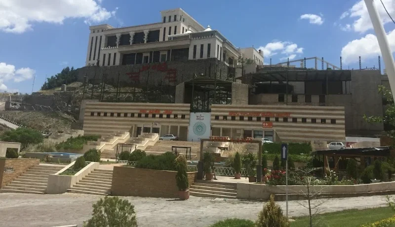 رستوران بام کوهسر