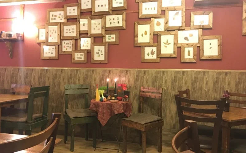 کافه پیاده رو